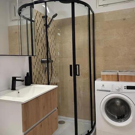 Apartamento Mv & Garage - Self Check-in Timişoara