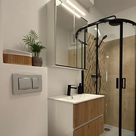 Apartamento Mv & Garage - Self Check-in Timişoara