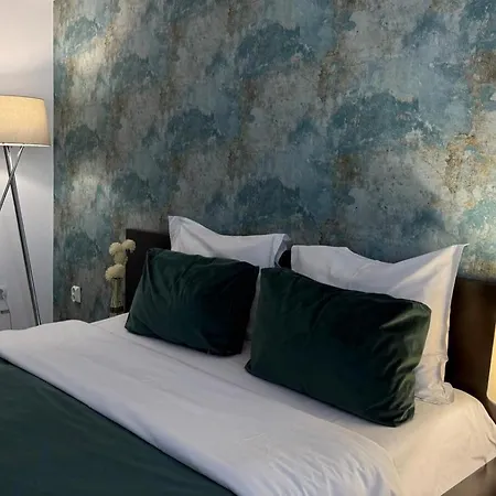 Mv & Garage - Self Check-in Timişoara